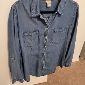 Chico's size 2 soft jean button up top